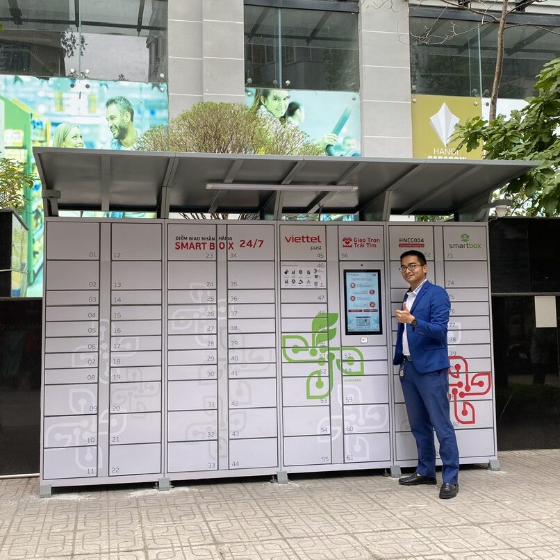 Tu gui do thong minh Smart Locker SPN - Nguyen Quoc Long